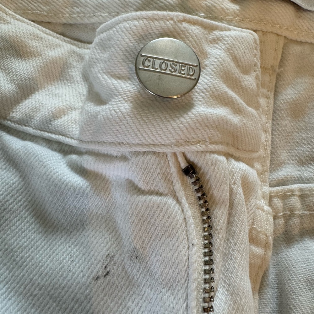 Closed Cream High-Waist Jeans - Picture 5 of 10